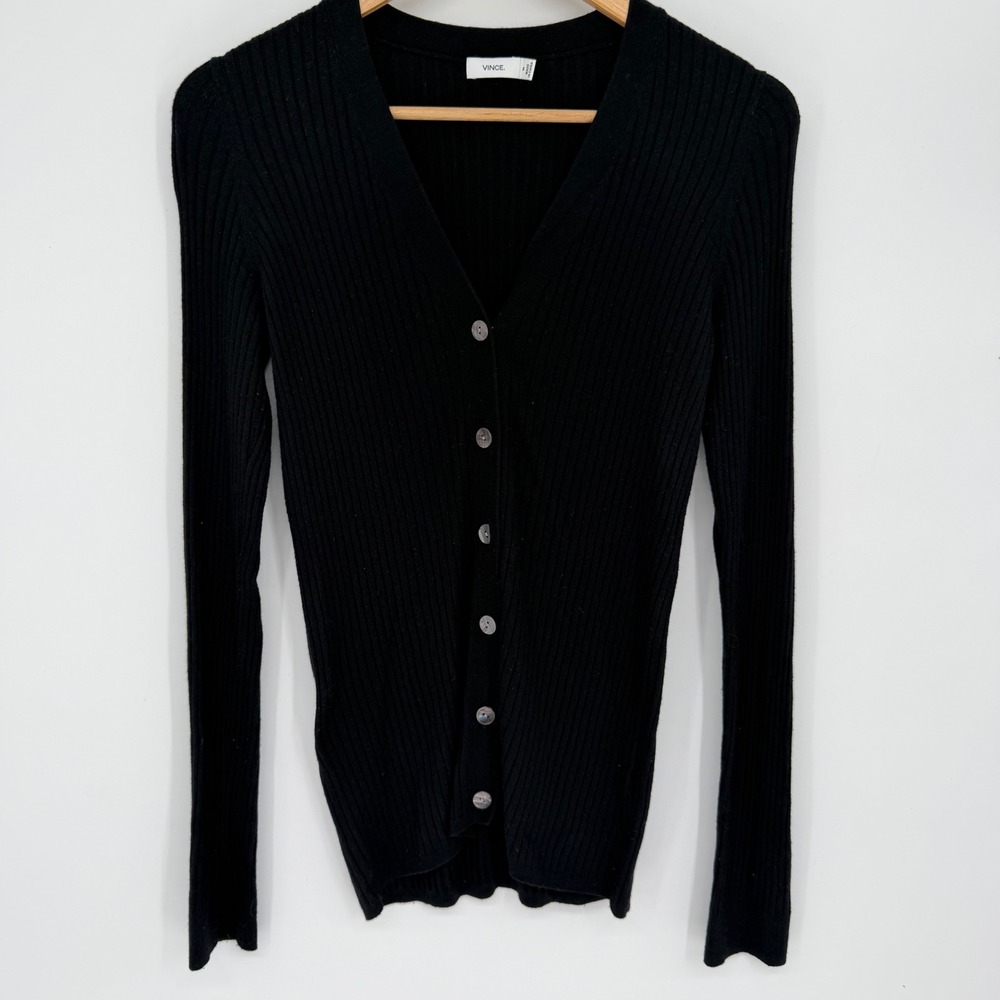 Vince Sweater Top Black Ribbed V-Neck Cashmere Blend Quiet Luxury Medium